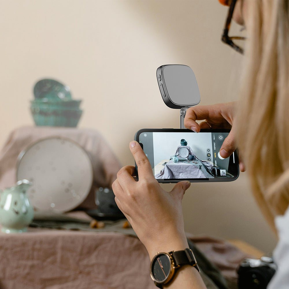 Mini Portable Outdoor Mini Selfie Fill Light Gadget Sphere