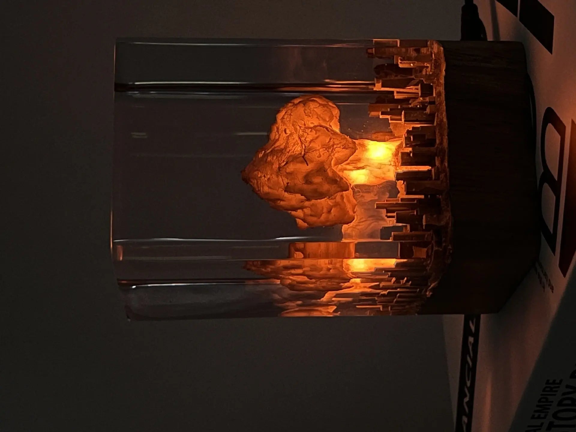 Small Night Lamp Decoration Atomic Bomb Explosion Mushroom Resin Crafts Gadget Sphere